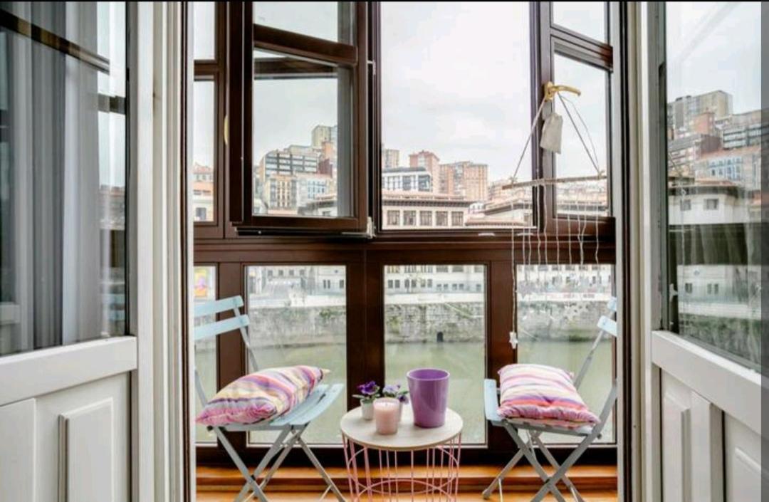 Апартаменти Nuestro Refugio - Casco Viejo Con Wifi Y Parking Gratuito- Більбао Екстер'єр фото