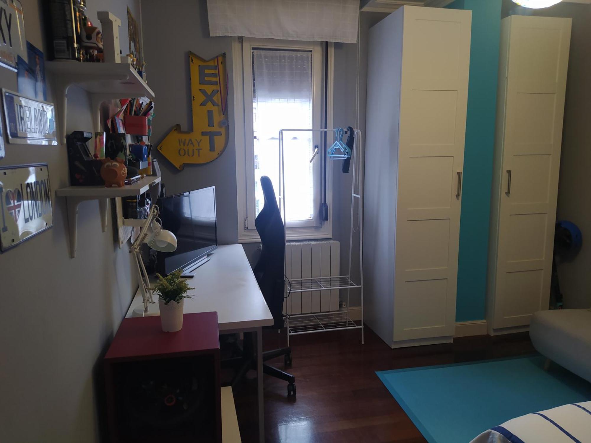 Апартаменти Nuestro Refugio - Casco Viejo Con Wifi Y Parking Gratuito- Більбао Екстер'єр фото